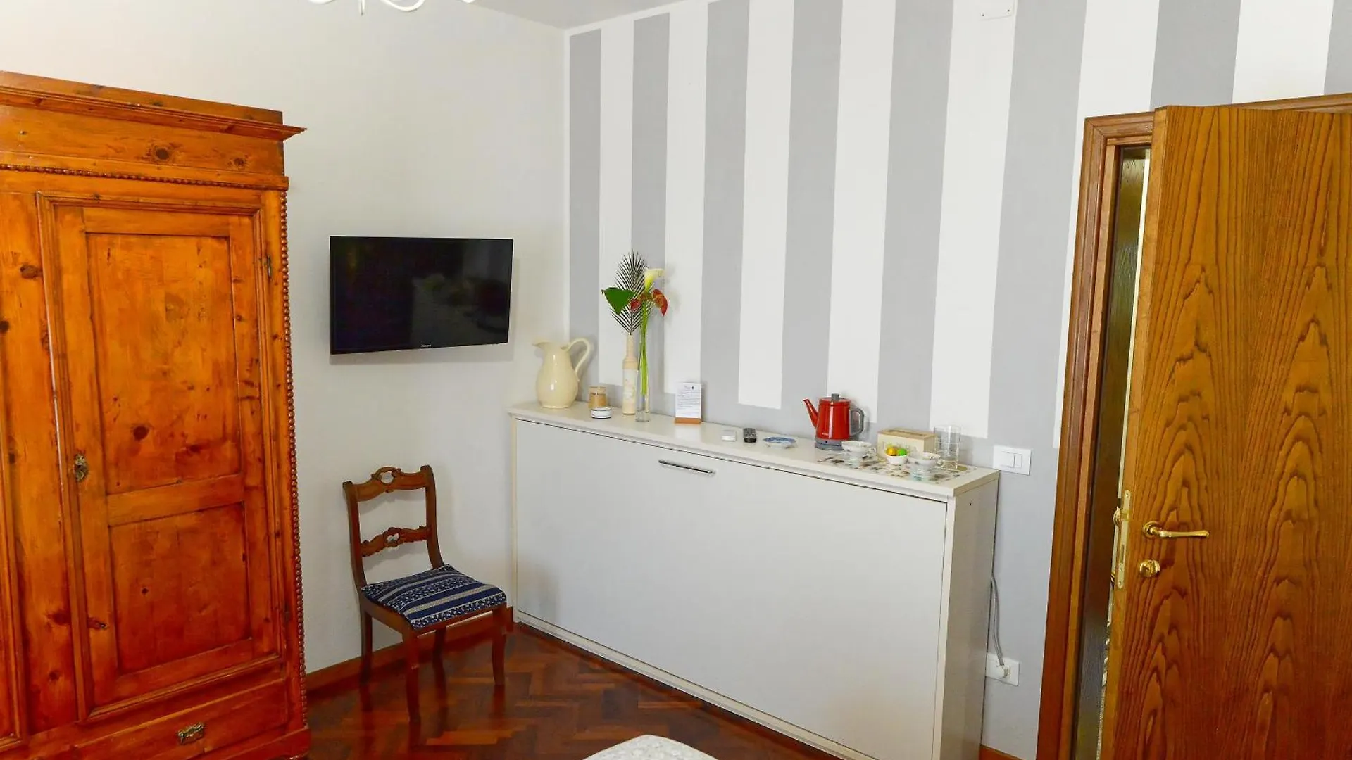 Villa Mandrioli Cecina  Cecina (Livorno)